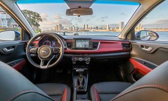 kia rio салон